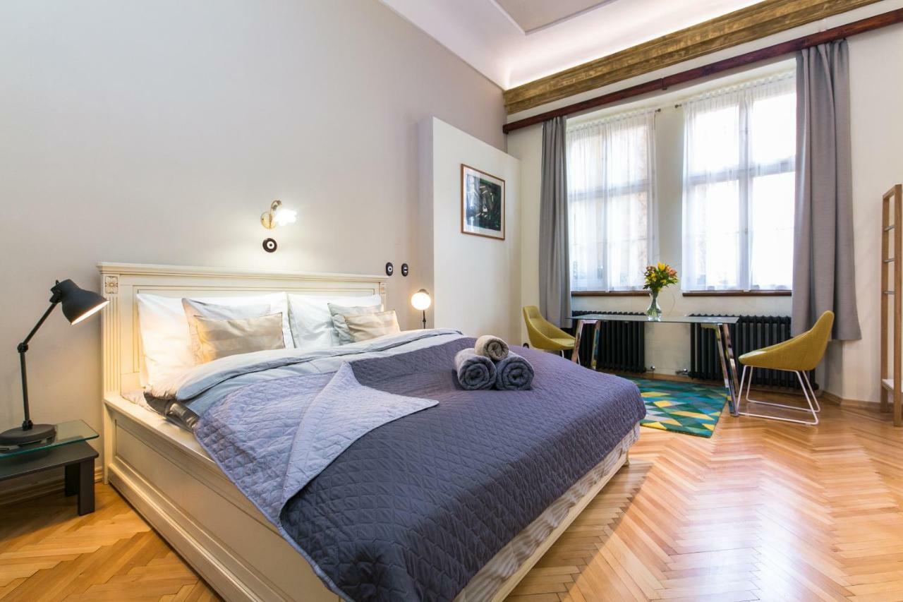 Apartment Nebovidy I - Historic Centre - Terrace - Air Conditioning Prague Exterior photo