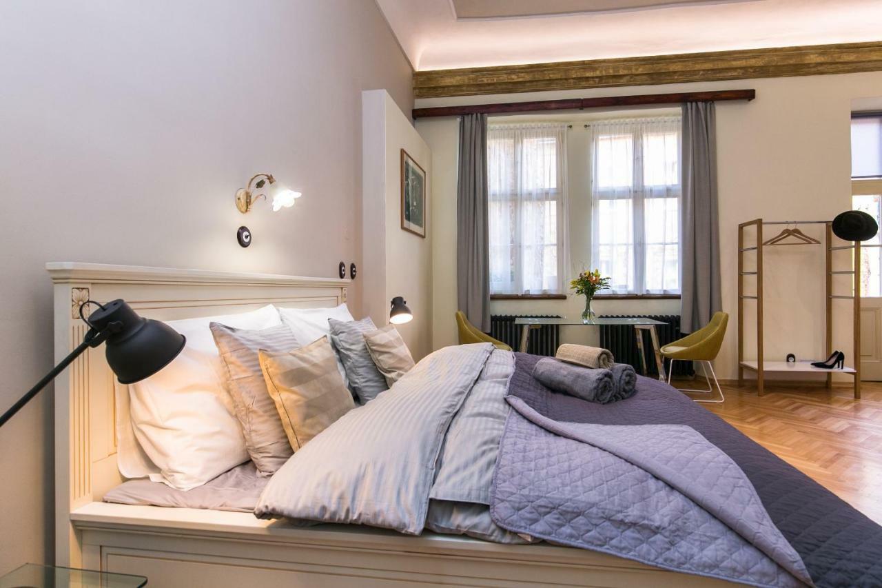 Apartment Nebovidy I - Historic Centre - Terrace - Air Conditioning Prague Exterior photo