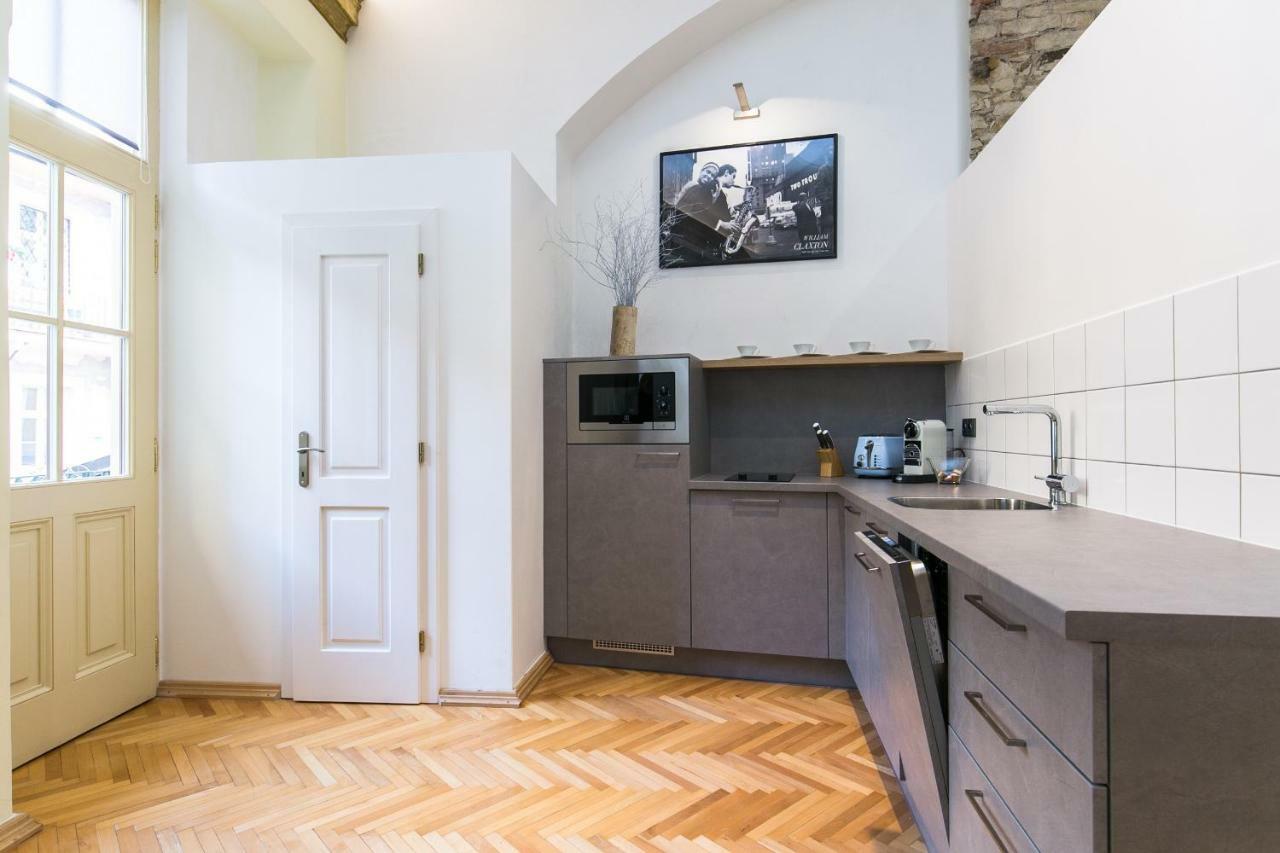 Apartment Nebovidy I - Historic Centre - Terrace - Air Conditioning Prague Exterior photo